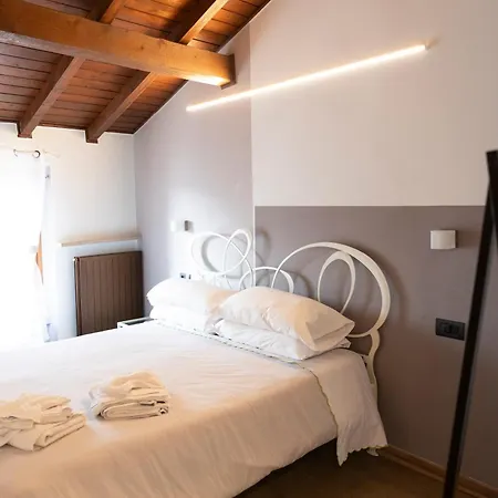 Portola La Vecchia Dimora Ferienhaus Roncola