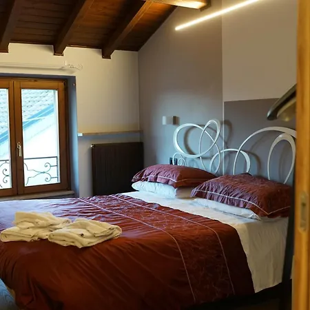 Holiday home Portola La Vecchia Dimora Roncola