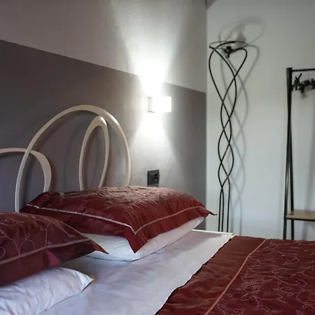 Portola La Vecchia Dimora Holiday home *